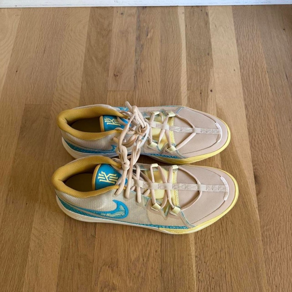 Nike Kyrie Flytrap 6 Yellow Blue Cream Basketball Sneakers DM1125-100 Mens 11 - Picture 2 of 7